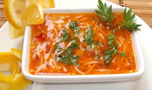 Şehriye Çorbası