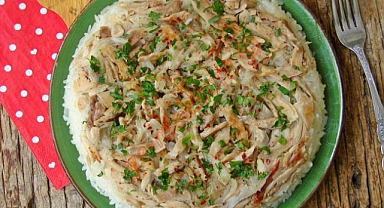 Soğanlı Tavuklu Pilav