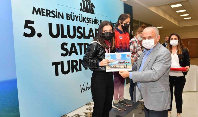 5. Mersin Uluslararası Açık Satranç Turnuvası'nda ödüller sahibini buldu