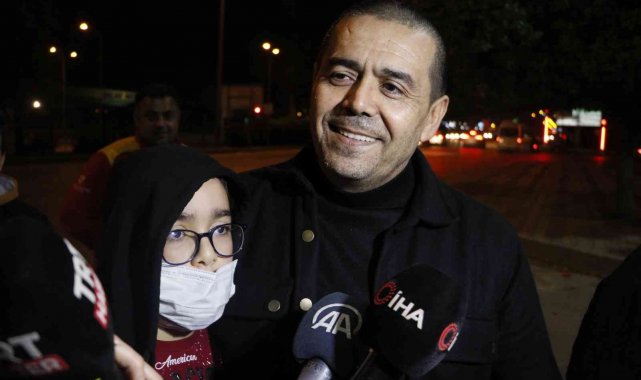 Libya'dan Türkiye'ye getirilen Nurettin Çalık Adana'ya gelerek ailesine kavuştu