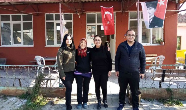 Torununu okutan kadın kahveciye destek yağıyor