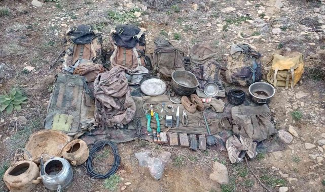 Tunceli'de 9 sığınak imha edildi, çok sayıda mühimmat ele geçirildi