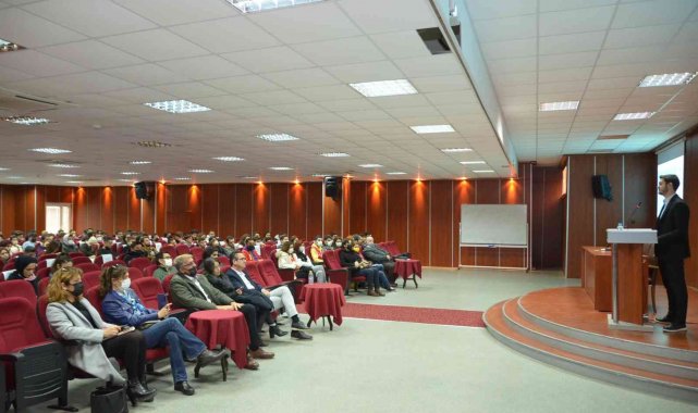 ADÜ'de öğrencilere madde bağımlılığı anlatıldı