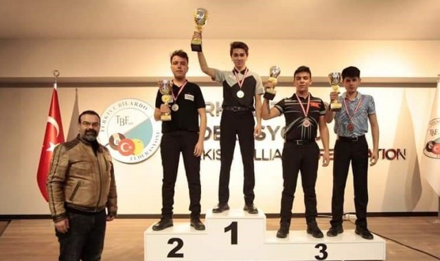 ADÜ'lü öğrenci bilardoda Türkiye ikincisi oldu
