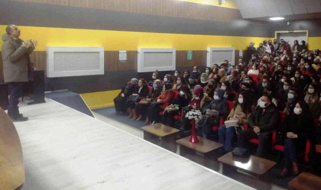 Ağrı'da öğretmenlere yönelik seminerler düzenleniyor