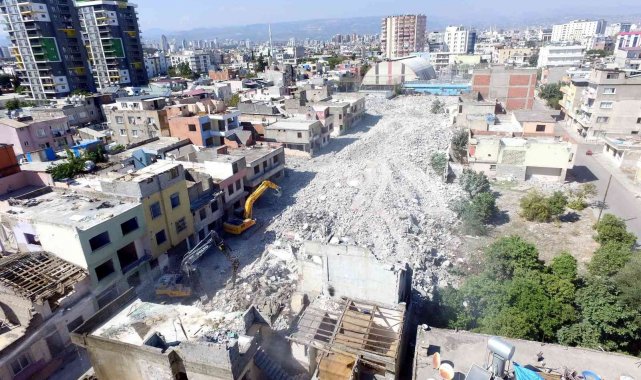 Akdeniz'deki kentsel dönüşüm çalışmaları hızla sürüyor