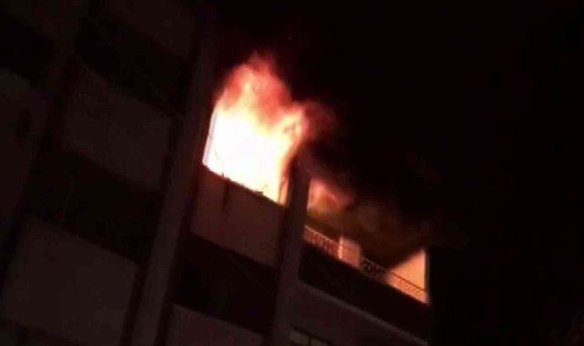 Aksaray'da 4 katlı binada korkutan yangın