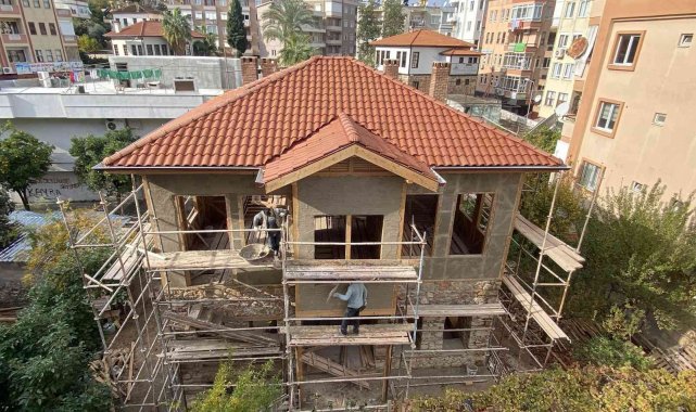 Alanya'da tarihi evlere restorasyon