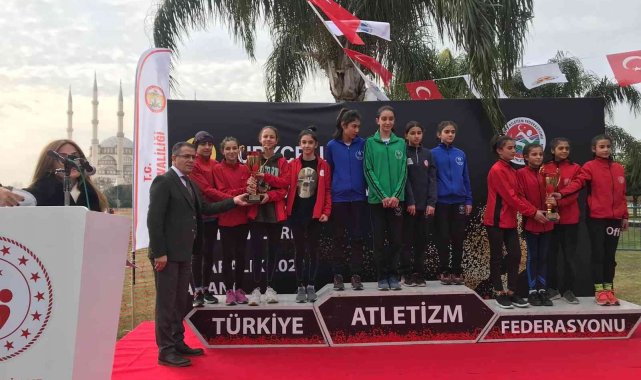 Atletizm takımı Türkiye 2.'si oldu
