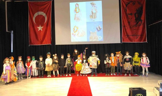 Başak Koleji'nde geri dönüşüm defilesi