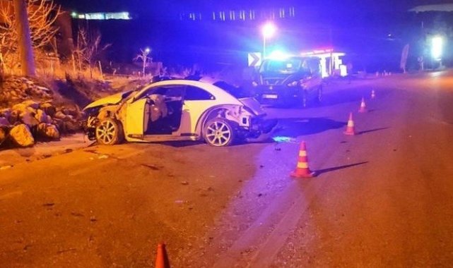 Bilecik'te trafik kazası, 1 kişi hayatını kaybetti 2 kişi yaralandı