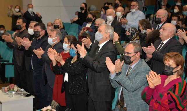 Bozüyük Belediyesi THM Korosu'ndan muhteşem konser