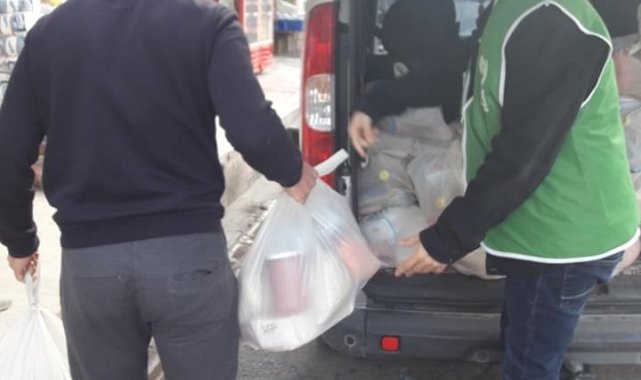 Burhaniye'de 140 aileye gıda yardımı