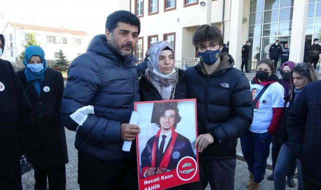 Çanakkale'de bir gencin ölümüne neden olan alkollü sürücüye 3 yıl 4 ay hapis cezası