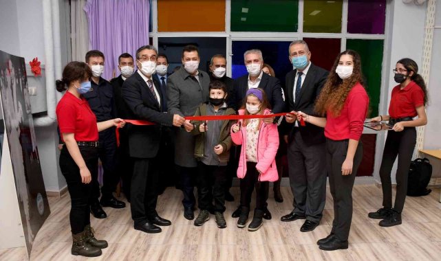 Çizgimiz Mehmet Akif Ersoy resim sergisi açıldı