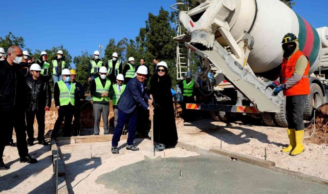 ÇÜ Balcalı Hastanesi AOSB Semt Polikliniği'nin temeli atıldı
