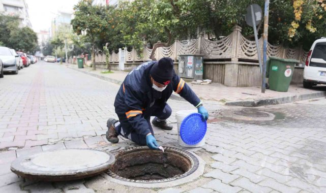 Efeler Belediyesi'nin sağlık işleri ekipleri yoğun mesai yapıyor