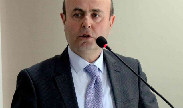 Ekicioğlu: "Kırşehir, 102 yıl önce Atatürk'ü şehirde ağırlamanın onurunu yaşadı"
