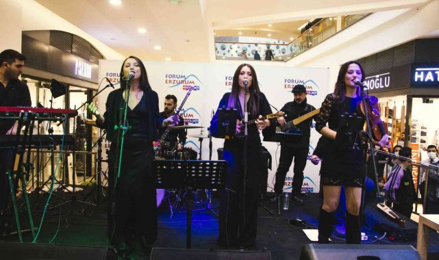 Forum Erzurum Outlet'te SAMİDA rüzgarı esti