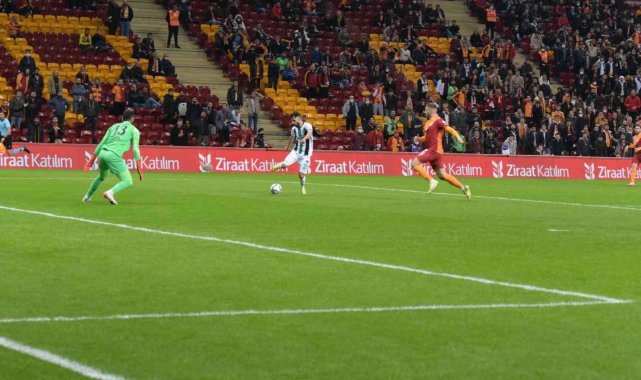 Galatasaray'ı kupada saf dışı bırakan Denizlispor 4 gün izne ayrıldı