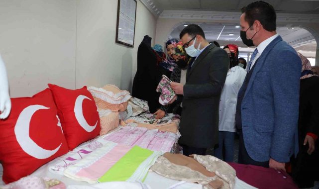 Hakkari'de 90 kursiyere sertifika