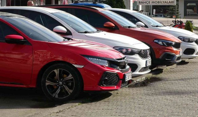 İkinci el araç piyasasında yüzde 20'ye varan düşüş bekleniyor