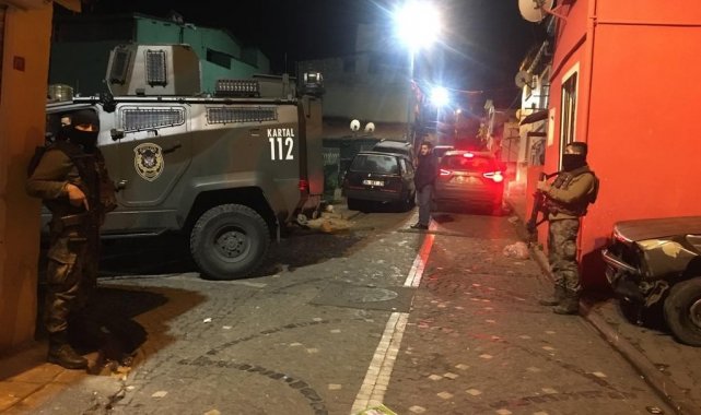 İstanbul'da uyuşturucu tacirlerine yönelik eş zamanlı operasyon