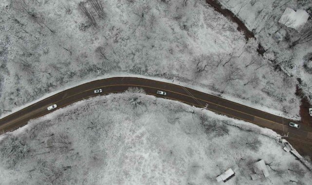 İstanbul'un yanı başında 1 metre kar var