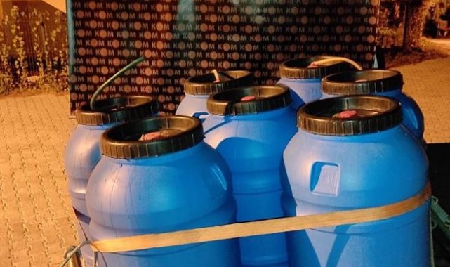 İzmir'de 1 ton kaçak içki ele geçirildi
