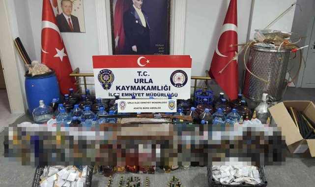 İzmir'de sahte kaçak içki satıcılarına operasyon