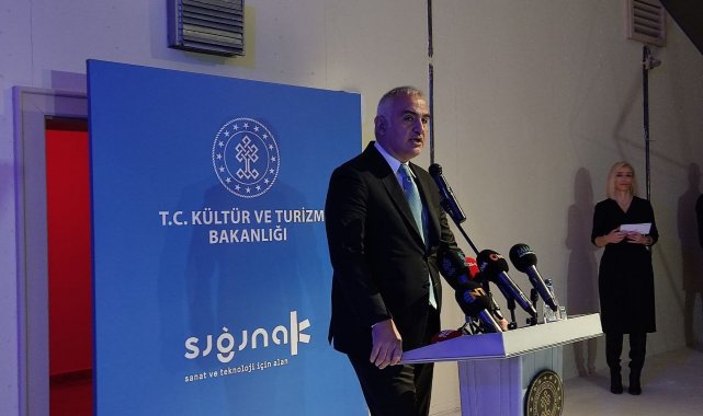 Kültür ve Turizm Bakanı Ersoy: "2021 yılında son 10 yılın en yüksek sayısına ulaşarak 3 bin 480 eserimizi yurt dışından getirdik"