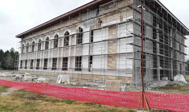 Kütahya'da Mehmetçik Camii inşaatı hızla devam ediyor