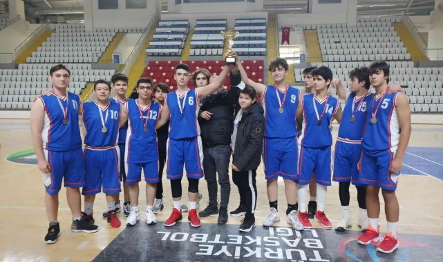 Manisa'da okul sporlarında 5 branşta müsabakalar tamamlandı