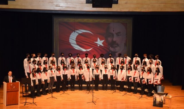 Mehmet Akif Ersoy vefatının 85'inci yıl dönümünde Anadolu Üniversitesi'nde anıldı
