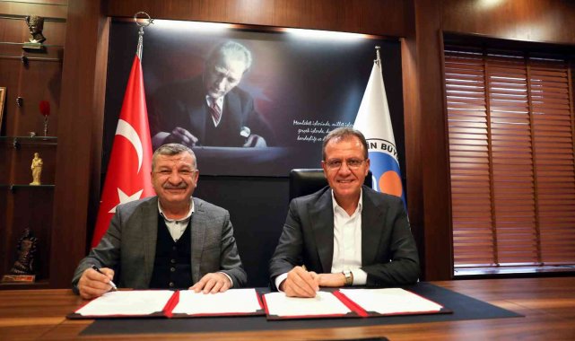 Mersin Büyükşehir Belediyesinde 'sosyal denge tazminatı sözleşmesi' imzalandı