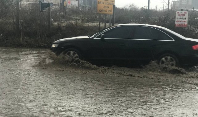 Milas'ı sel aldı...