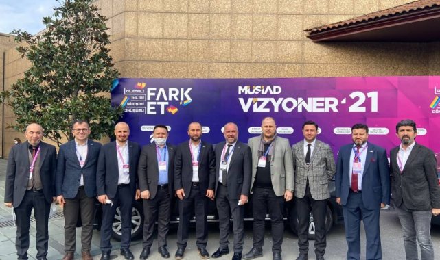 MÜSİAD Yönetimi Vizyoner'21'de ünlü isimlerle bir araya geldi