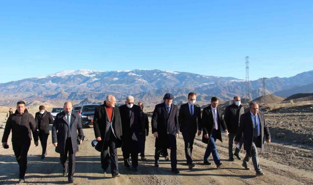 Oltu OSB'de fabrikalar yükseliyor
