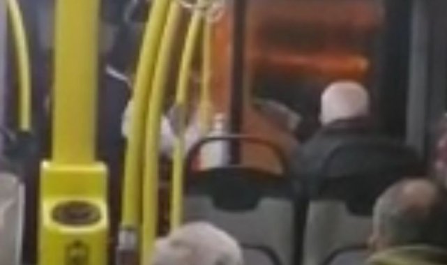 Otobüs ile servis şoförleri arasında yol verme kavgası