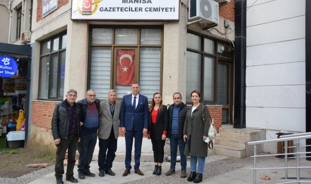 Özkasap'tan Manisa Gazeteciler Cemiyetine 'Hayırlı olsun' ziyareti