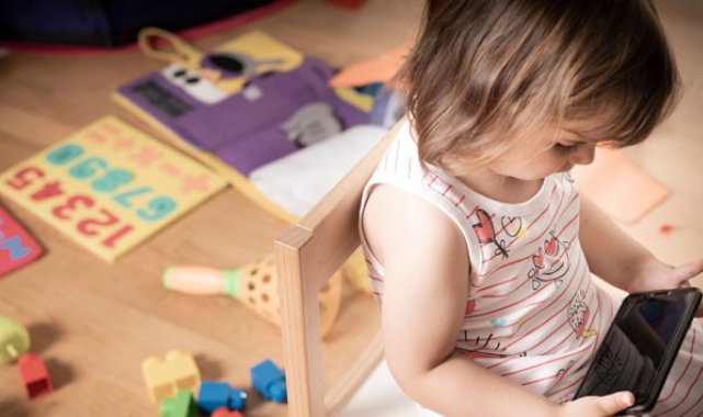 "Sosyal medya çocuklarda akademik ve sosyal hayatı olumsuz etkiliyor"