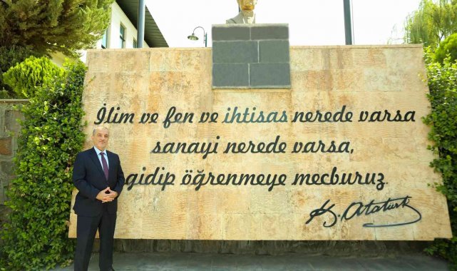 Rektör Prof. Dr. Dereli'den 25 Aralık mesajı