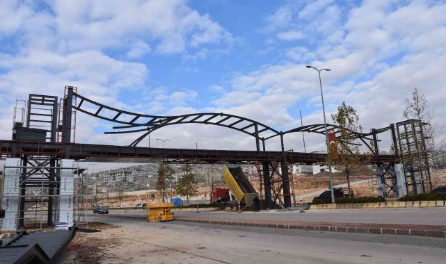 Şahinbey'de Yeşilvadi'ye üst geçit