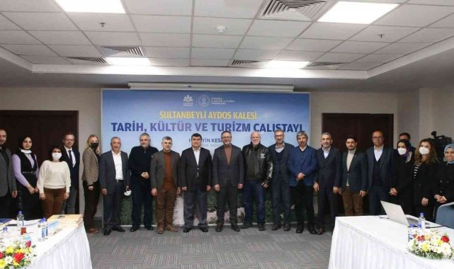 Sultanbeyli'de "Aydos Kalesi, Tarih, Kültür ve Turizm Çalıştayı" gerçekleştirildi