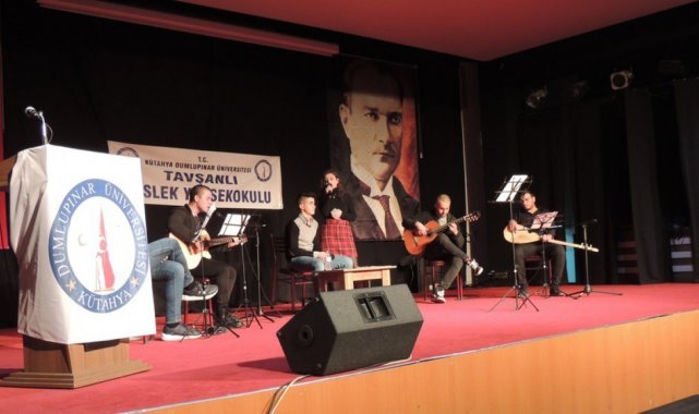Tavşanlı MYO'da sınavlar öncesi moral, motivasyon konseri
