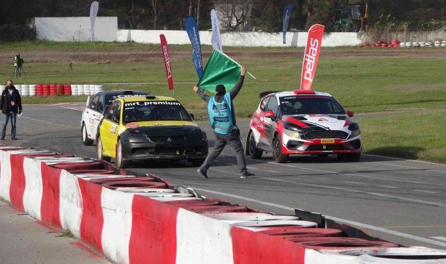 Türkiye'de Rallikros finaline çıkan ilk iki kadın