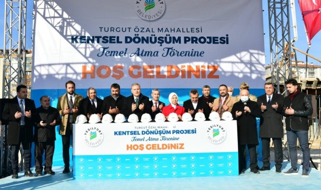 Yeşilyurt 'ta kentsel dönüşüm proje alanında temel atma töreni yaptı