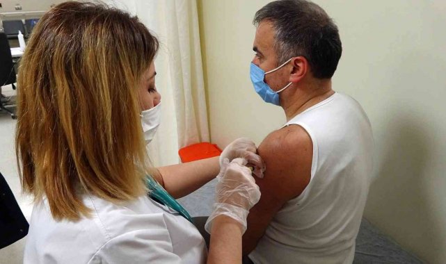 Yozgat'ta yerli aşı TURKOVAC'ın uygulanmasına başlandı
