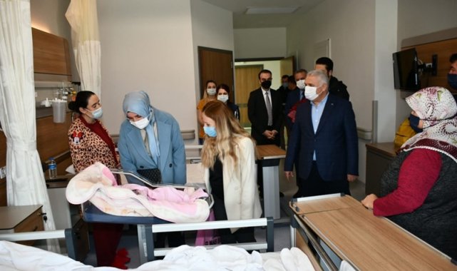 2021'in son doğan ve 2022'nin ilk bebeğine ziyaret