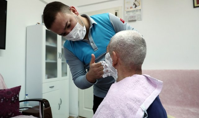 'Ailenizden Biri' sloganıyla 2 bin 762 kez evde bakım hizmeti sağlandı